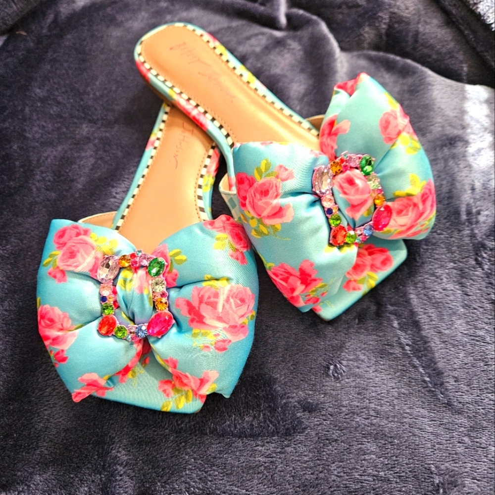 Betsey Johnson bow slides